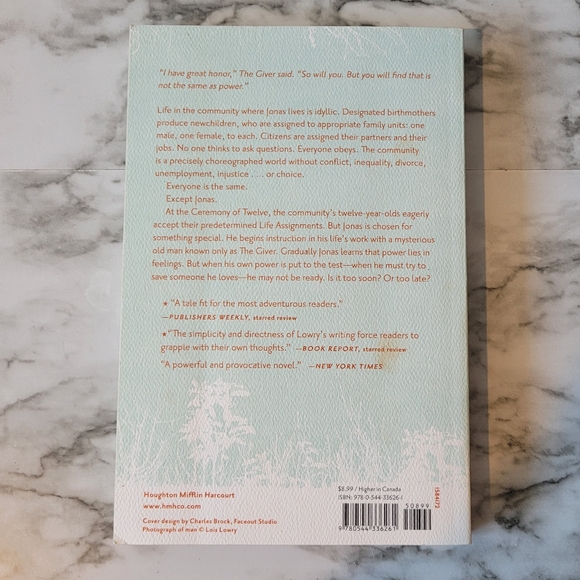 🌱4 For $10 🌱 NOVEL | The Giver - Picture 2 of 2